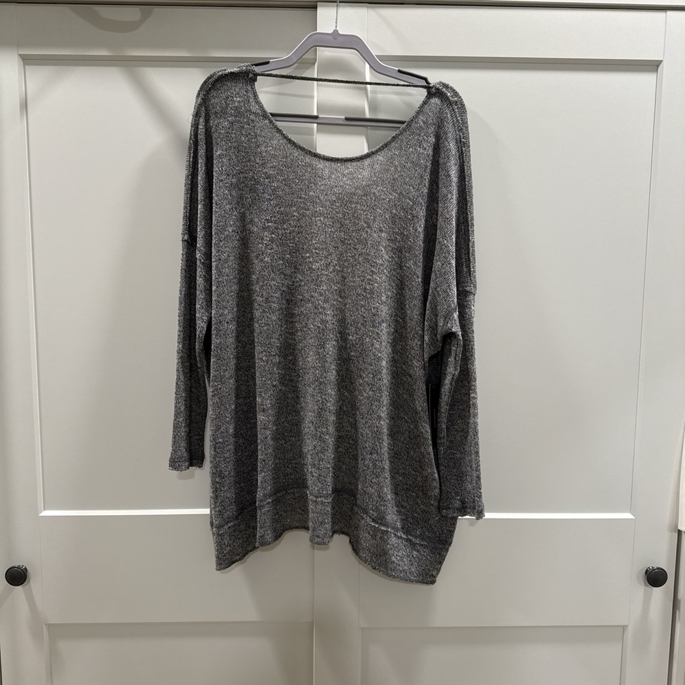 Lulus Charcoal Twist-Back Knit Sweater Size S Oversized NWT Open Back